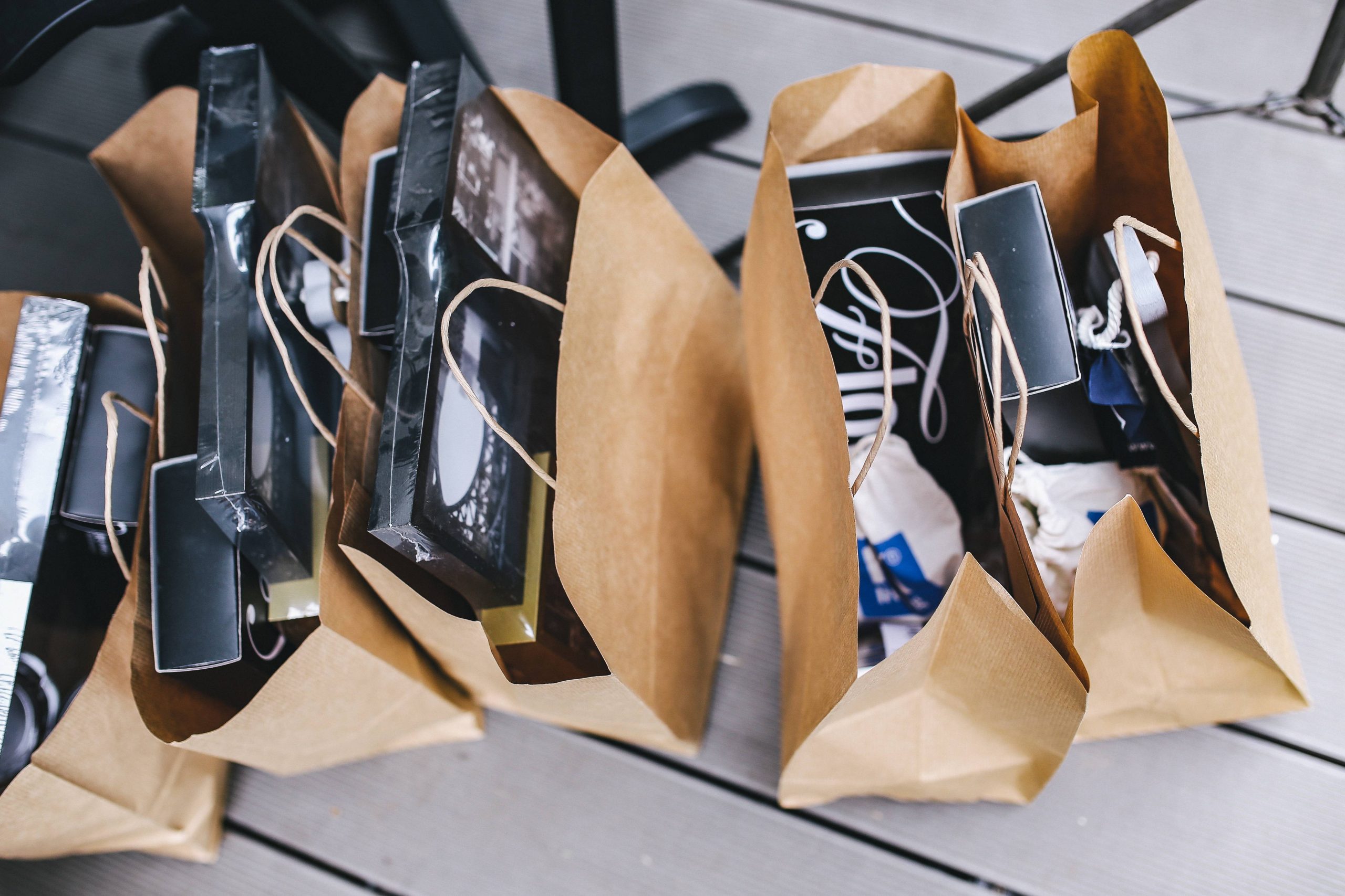 How to Start Selling Products Online: Physical, Digital & Affiliate Options